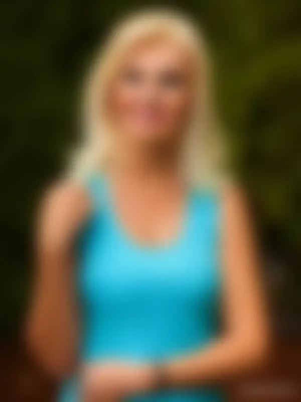 Yanina, 49
