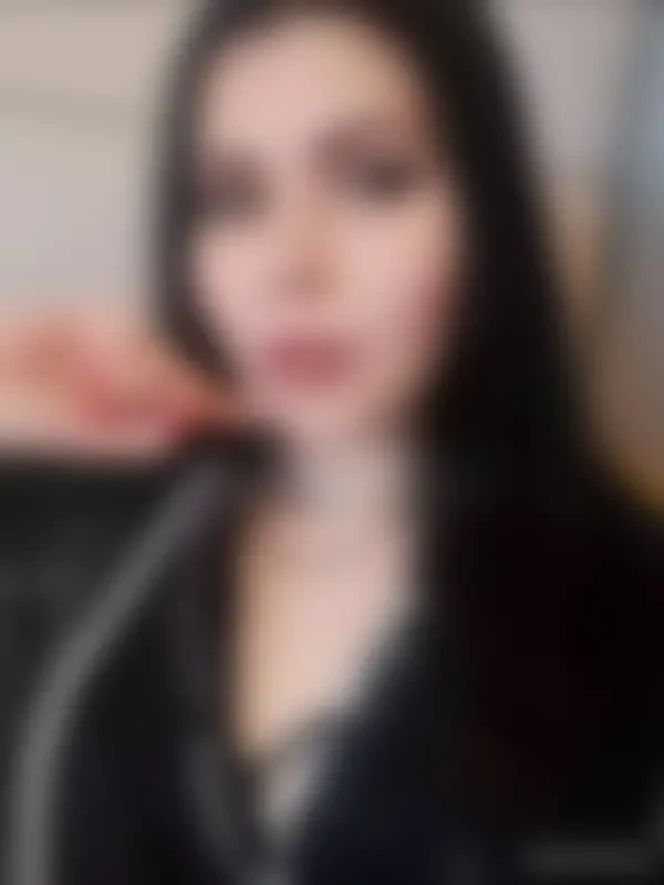 Victoriya, 23