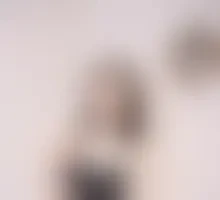 Claire, 26